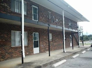 Country Squire Apartments - Saf, King, NC 27021