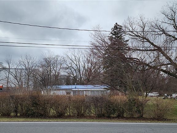 2nd image of 3582 Lenox Rd