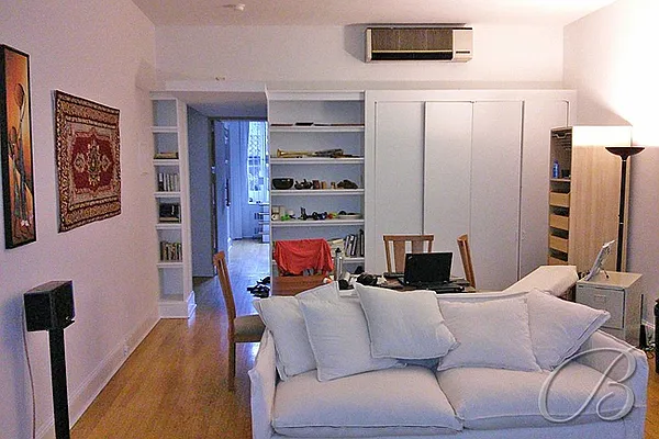 Rented by Bellmarc Realty | media 16