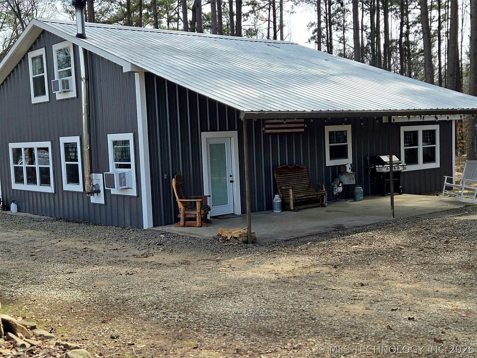 1st image of 181002 Apache Rd