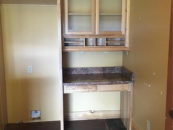 3rd image of 43 Stanley Coulee Way