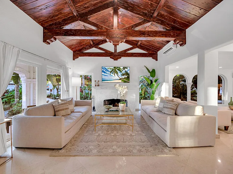 Hibiscus Pl — Photo 12