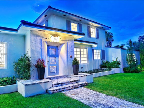 4th image of 2320 Segovia Cir