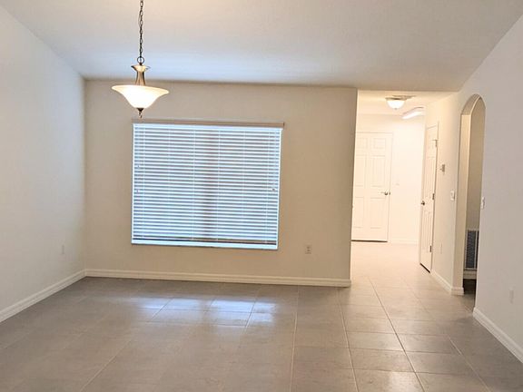 4th image of 16 Bunker Ln #A