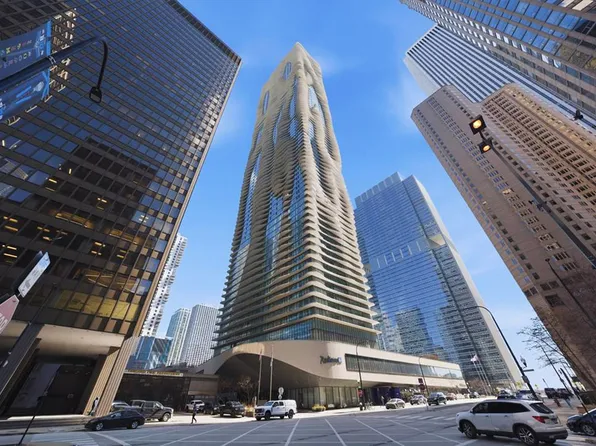 225 N Columbus Dr Unit 6807, Chicago, IL 60601