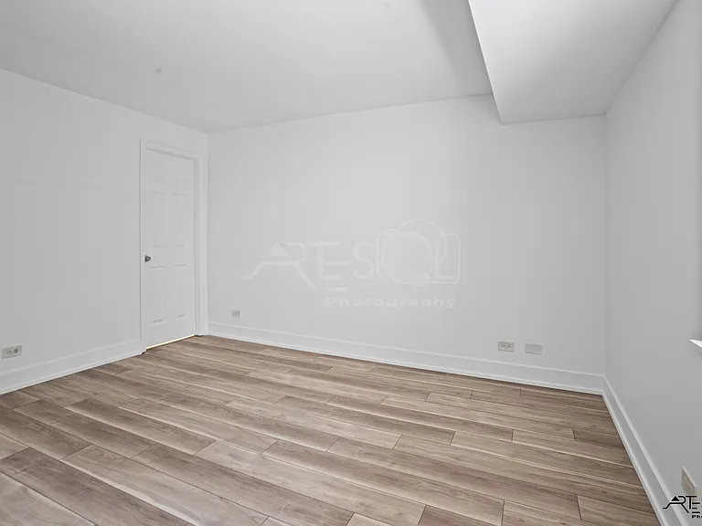 796 N Gary Ave #107 — Photo 2