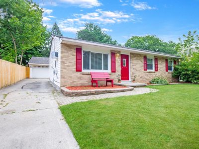 5829 Durwell Dr, Lansing, MI, 48911