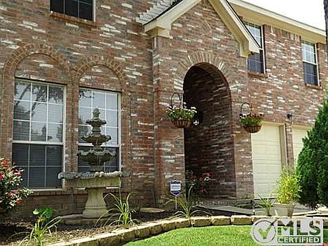 1st image of 2759 N Hampton Dr