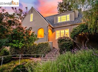 930 Underhills Rd, Oakland, CA 94610
