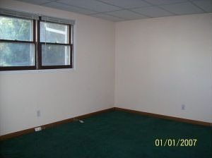 4th image of 905 Boulevard View Dr