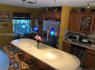 2274 NW 171st Ter, Pembroke Pines, FL 33028