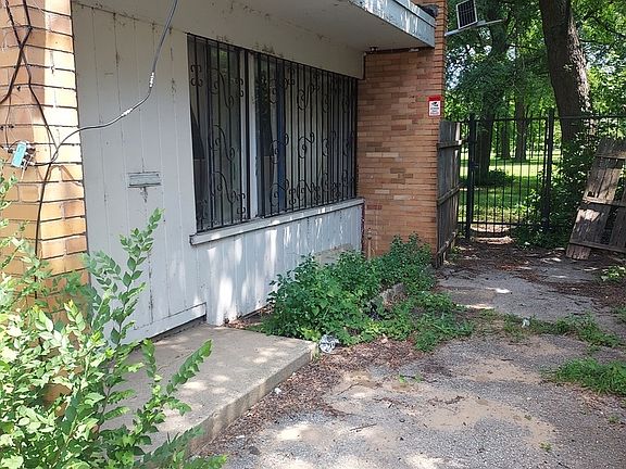 2nd image of 7829 S South Shore Dr APT H