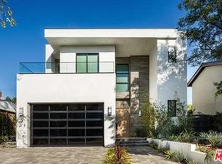 1858 Fox Hills Dr, Los Angeles, CA 90025
