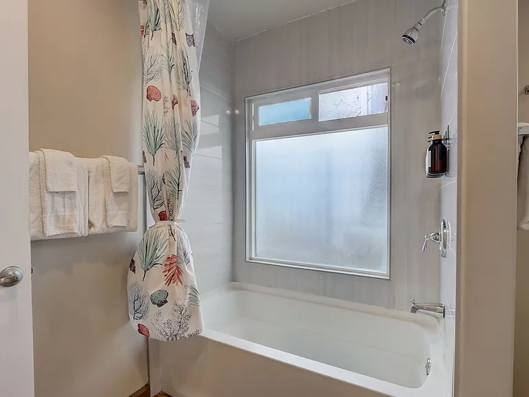 4020 Sequoia St #4020 — Photo 74