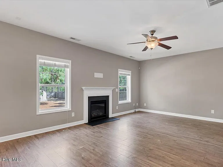 3015 Dana Ln — Photo 23
