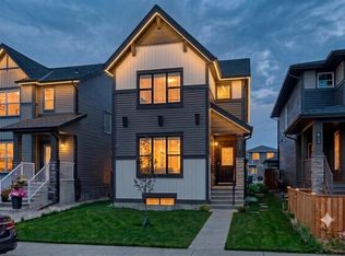 856 S Midtown Dr SW, Airdrie, AB T4B5K9