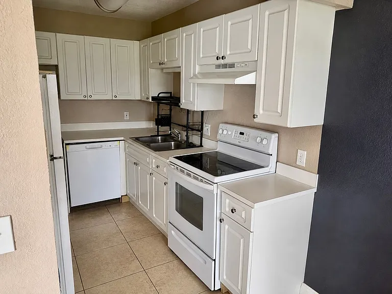 13761 Juniper Blossom Dr #202 — Photo 7