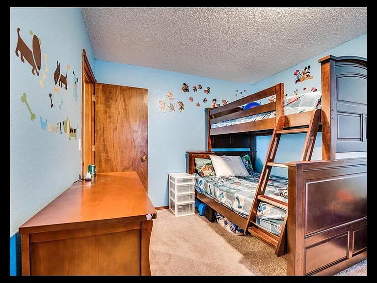 1312 Val Genes Rd — Photo 22