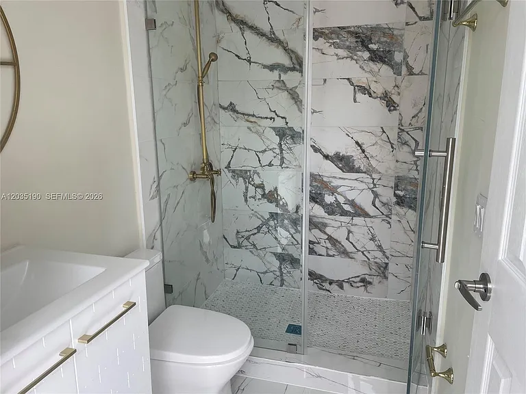 4241 Thomas St — Photo 22