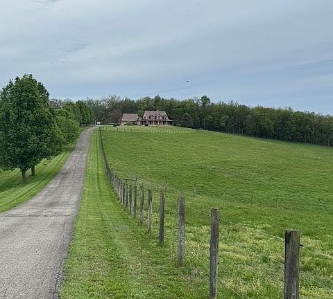 5th image of 46675 Clarkson Rd