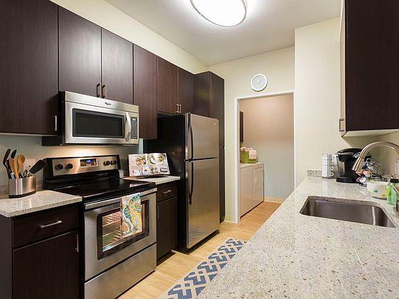 One Bedroom Kitchen