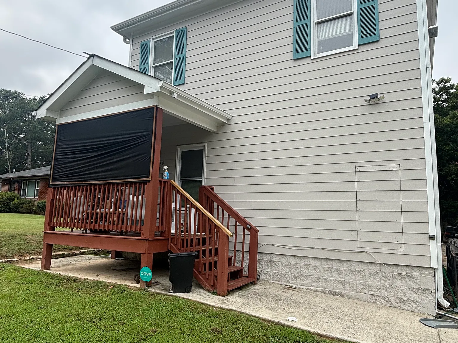 8 bed, 1728 sqft, $750 — Photo 1