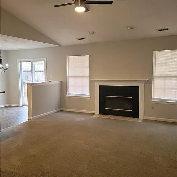 1528 Cherrywood Ct — Photo 7