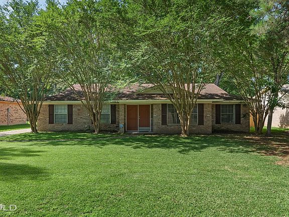 3rd image of 1111 Mountainbrook Dr