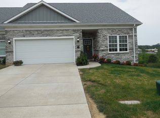 8 Pinehurst Pl, Beaver, PA 15009