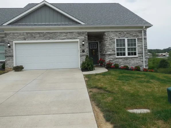 8 Pinehurst Pl, Beaver, PA 15009