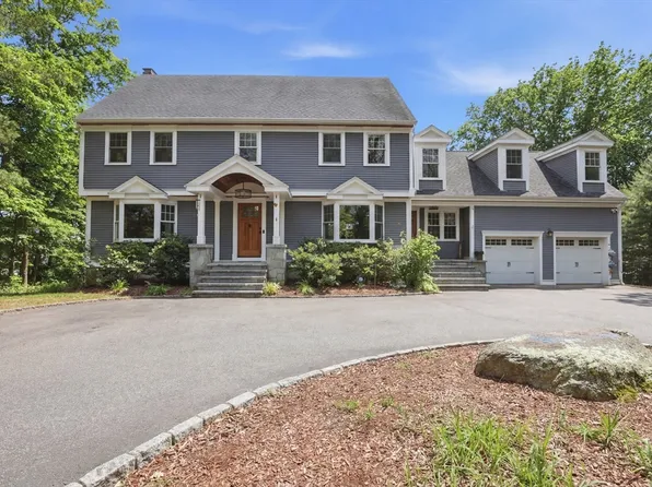 1 Geraldine Ln, Braintree, MA 02184