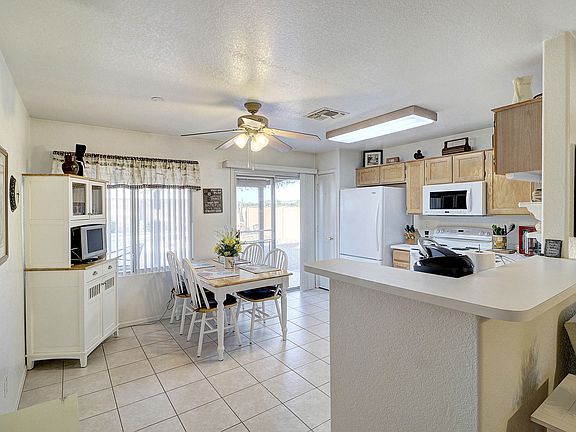 5th image of 10264 W Ross Ave