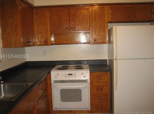 8850 NW 11th St, Hollywood, FL 33024