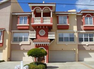 118 131st Ave E #3, Madeira Beach, FL 33708