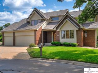 903 S 117th Ct, Omaha, NE 68154