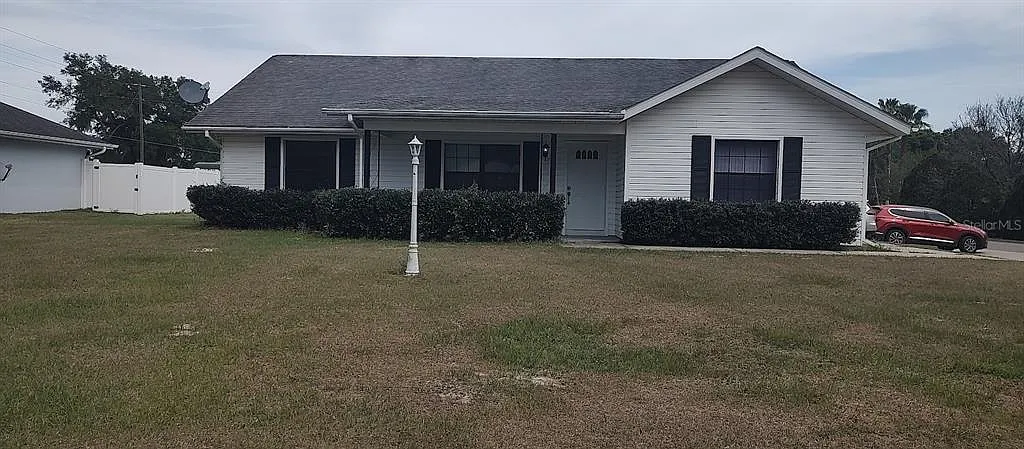 3 bed, 2.0 bath, 1485 sqft, $1,750 — Photo 1
