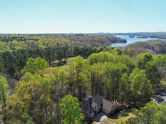 Lake Lanier and countryside