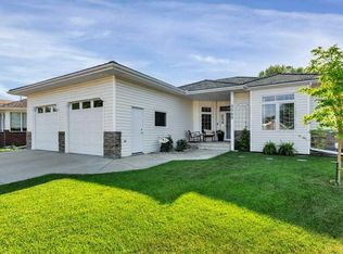 3565 E 54th Ave, Innisfail, AB T4G 1S3