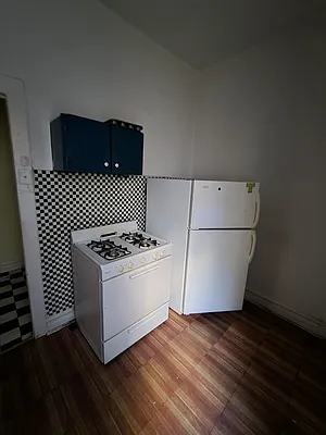 Rented by HFF Realty LLC | media 5