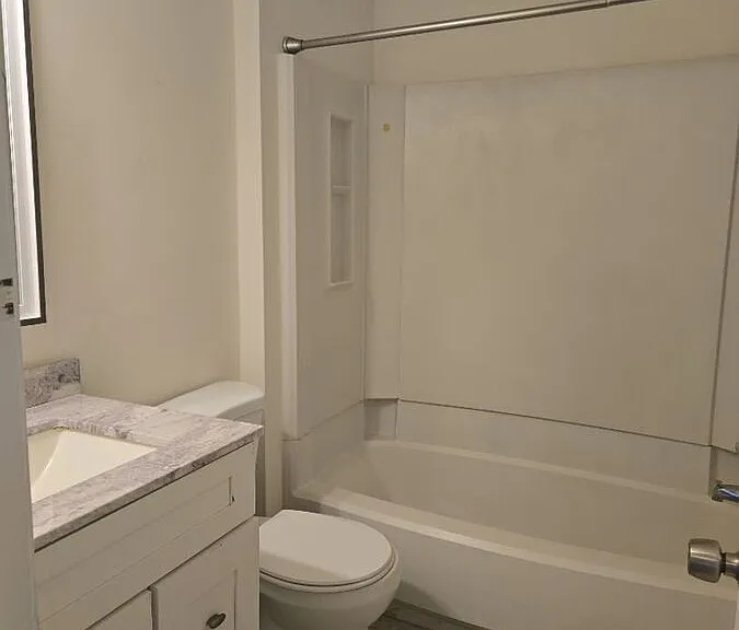 7332 Bassett Hall Ct — Photo 8