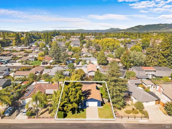 110 Allan Avenue, Rohnert Park, CA 94928