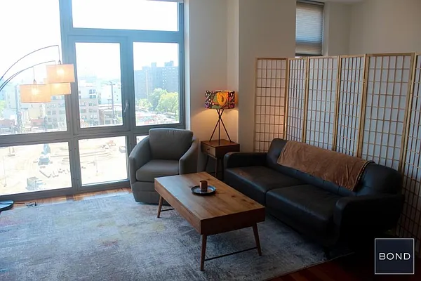 Rented by Bond New York | media 12