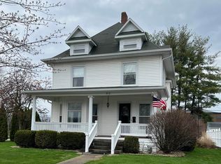 813 W Oak St, Mitchell, IN 47446