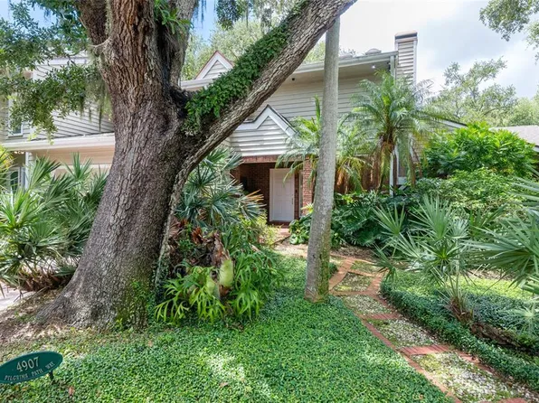 4907 PILGRIMS PATH WAY, TAMPA, FL 33611