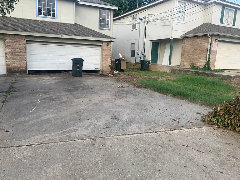 1012 Sagewood Trl #1 — Photo 5