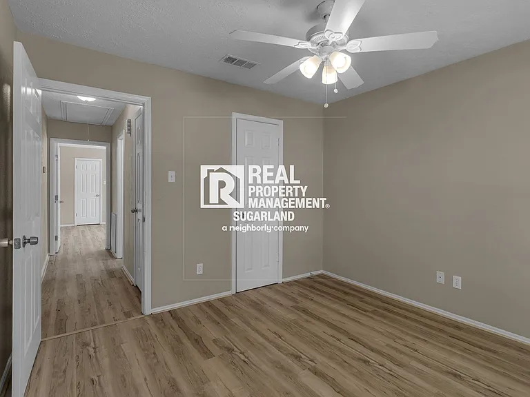 10515 Long River Dr — Photo 13