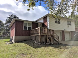705 NE Hamel Pl, Lees Summit, MO 64063