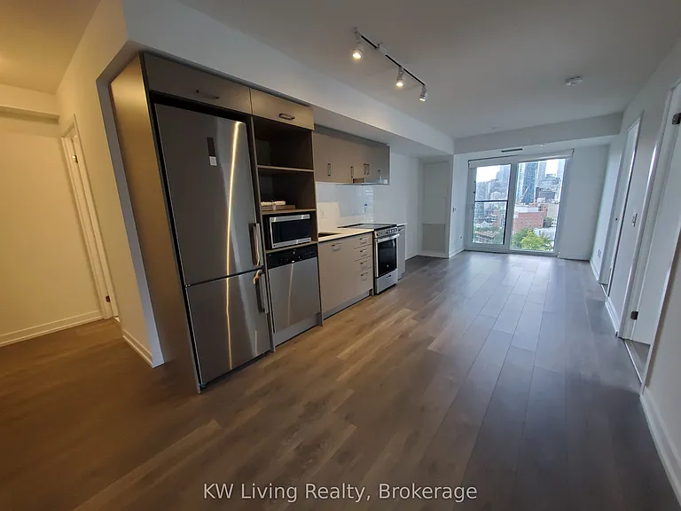 219 Dundas St E #1607 — Photo 7