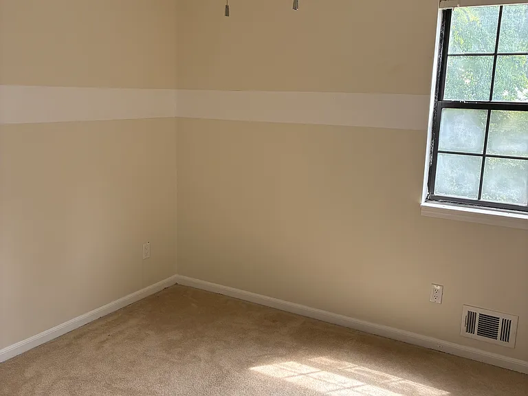 7328 Chaucer Ct — Photo 5