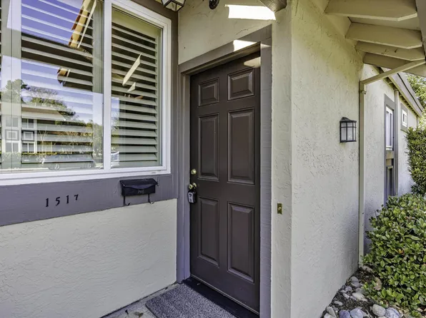 1517 Calle Santiago, Pleasanton, CA 94566